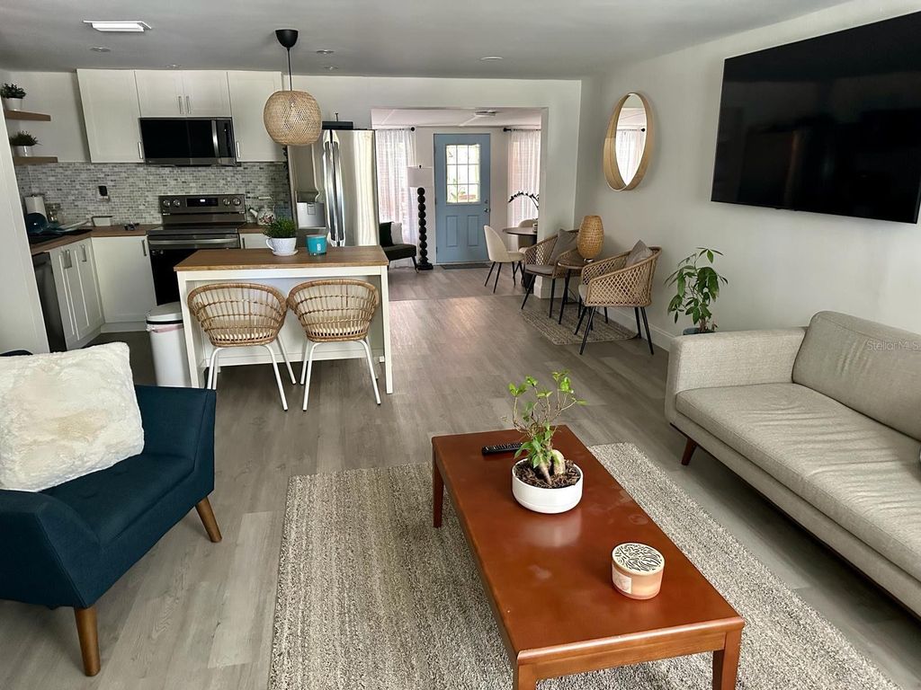 Photo of 1016 Beachwood Avenue, Clearwater, FL 33759 (MLS # O6355161)