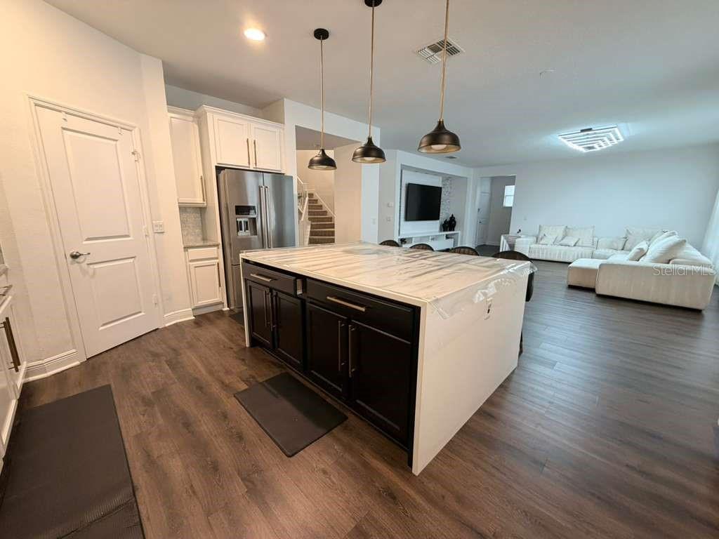 MABEL BRIDGE PH 02 - Residential Lease