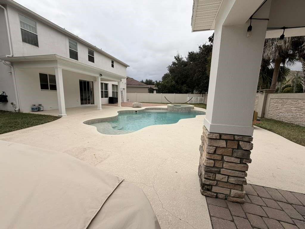 MABEL BRIDGE PH 02 - Residential Lease