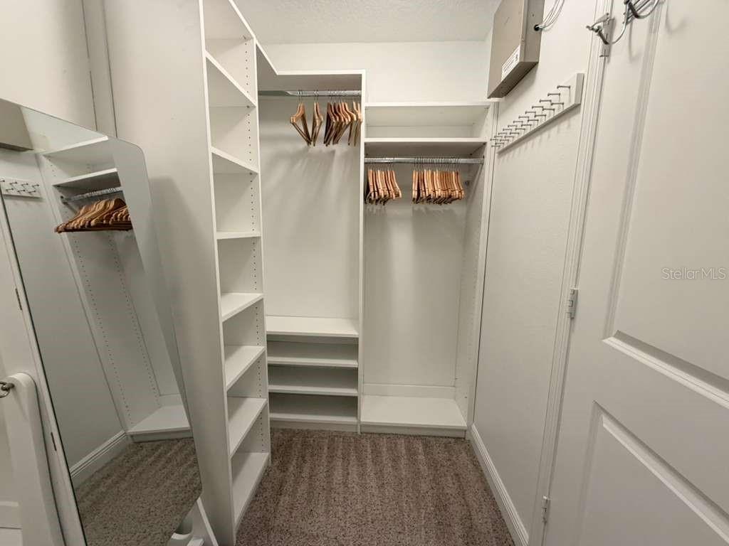 MABEL BRIDGE PH 02 - Residential Lease