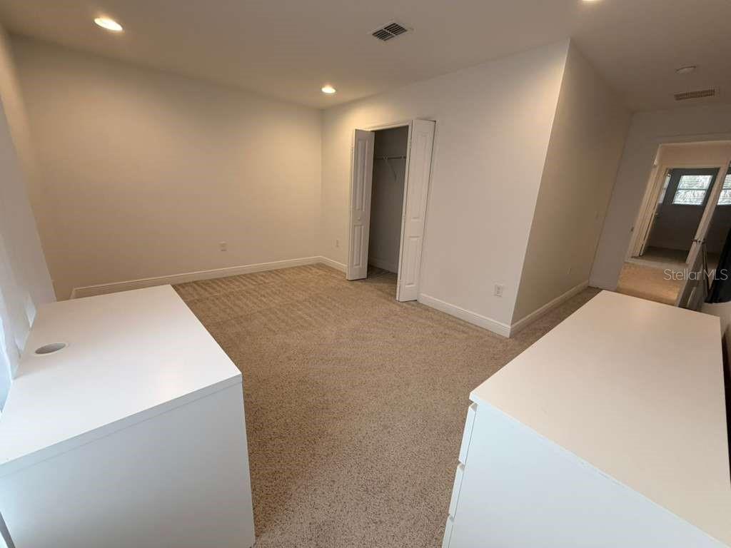 MABEL BRIDGE PH 02 - Residential Lease