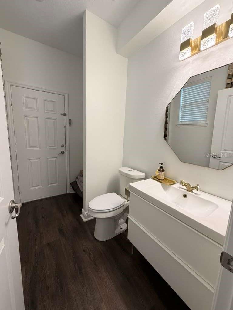 MABEL BRIDGE PH 02 - Residential Lease