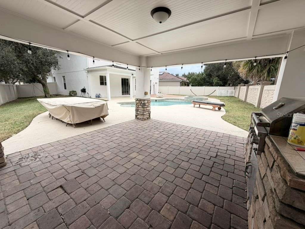 MABEL BRIDGE PH 02 - Residential Lease