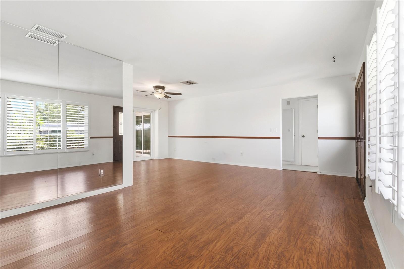 IMPERIAL PARK UNIT 0 - Residential