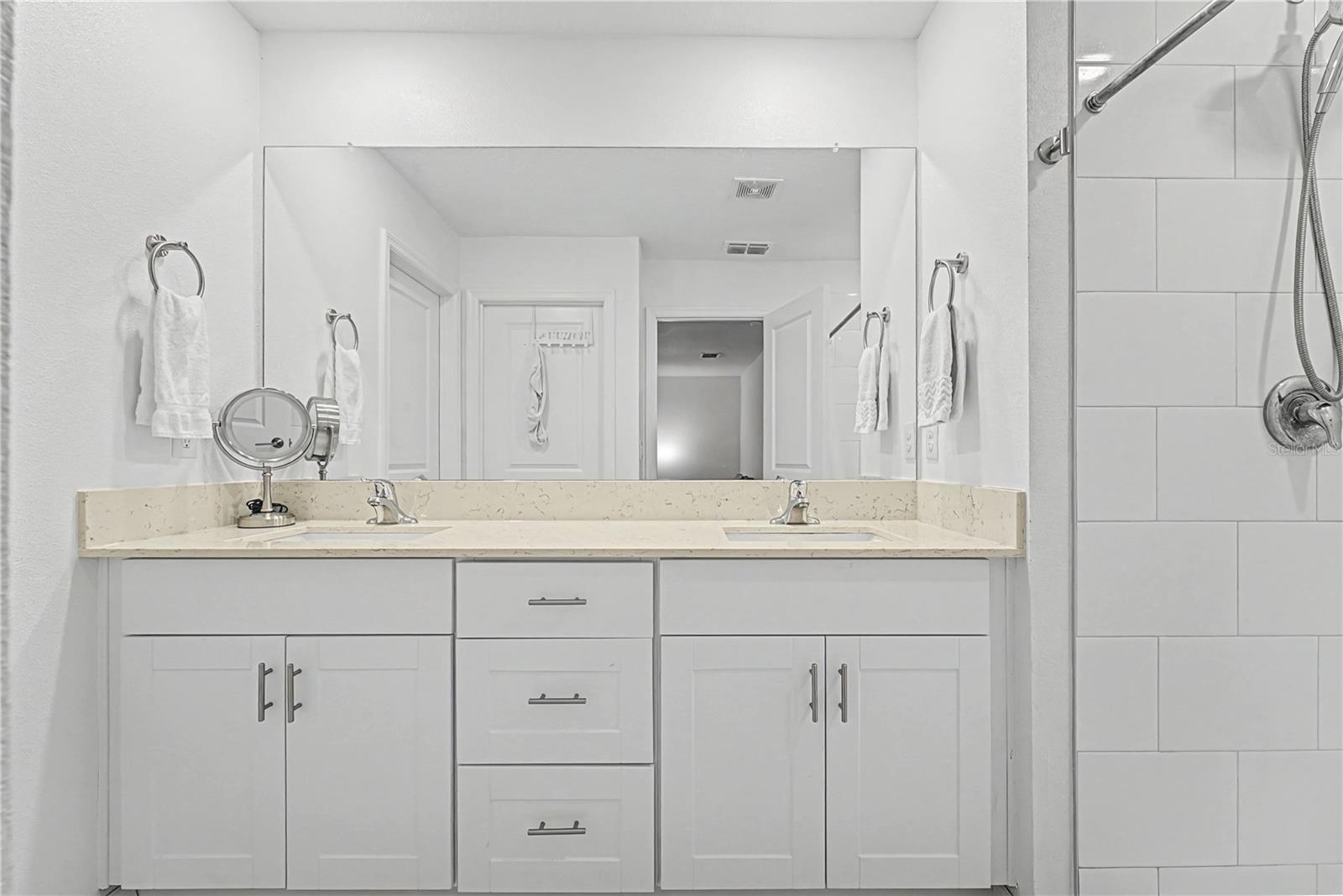 TWO RIVERS PH A PRCL AL - Residential