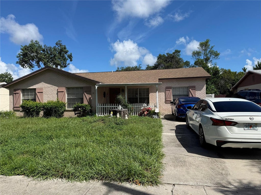 Photo of 9085 Arndale Circle, Tampa, FL 33615 (MLS # O6442921)