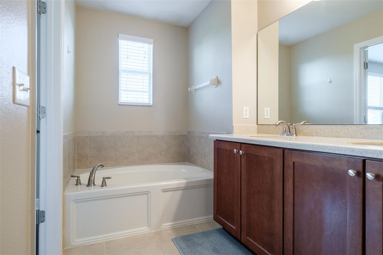 LEGACY PARK RESIDENTIAL A REPLAT - Residential