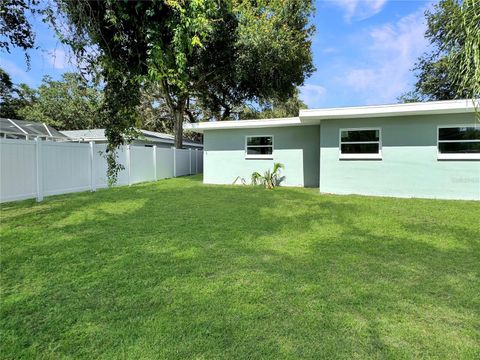 A home in LARGO