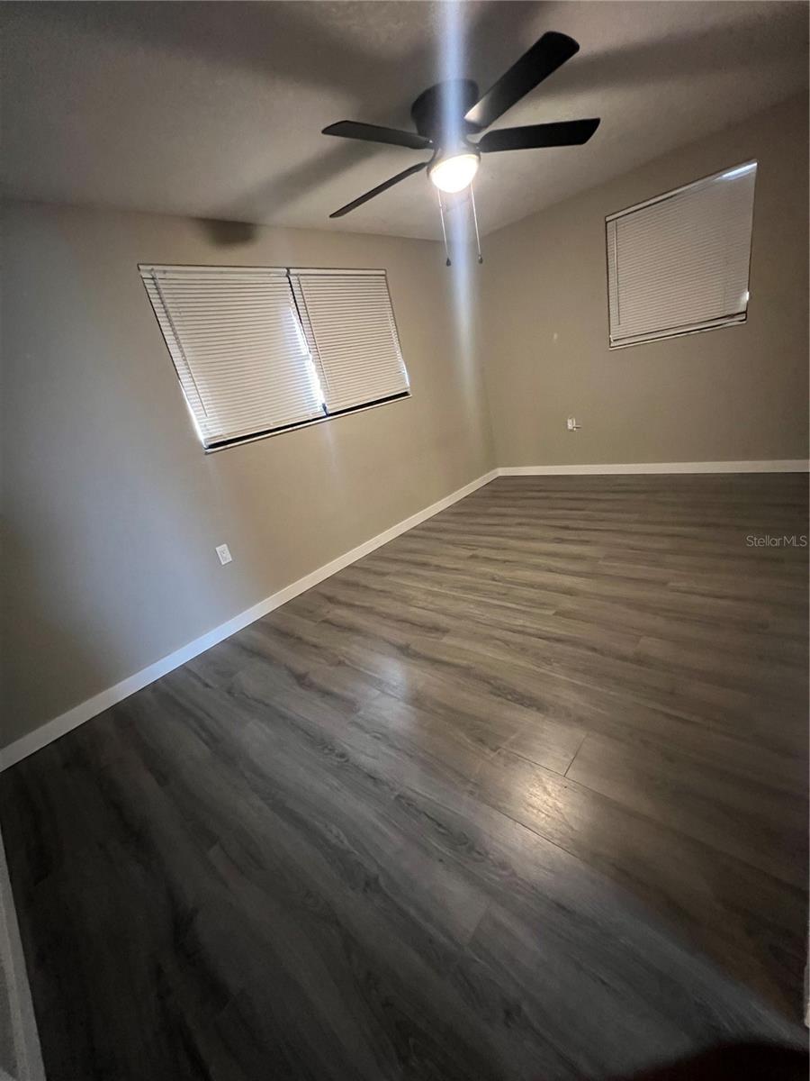 HOLIDAY HILL - Residential