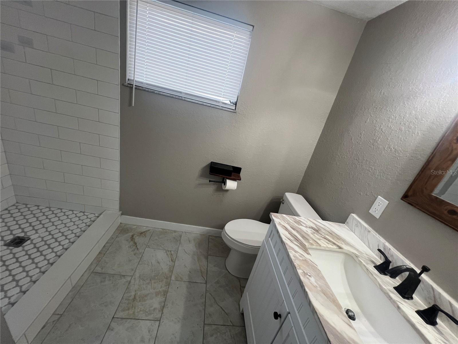 HOLIDAY HILL - Residential