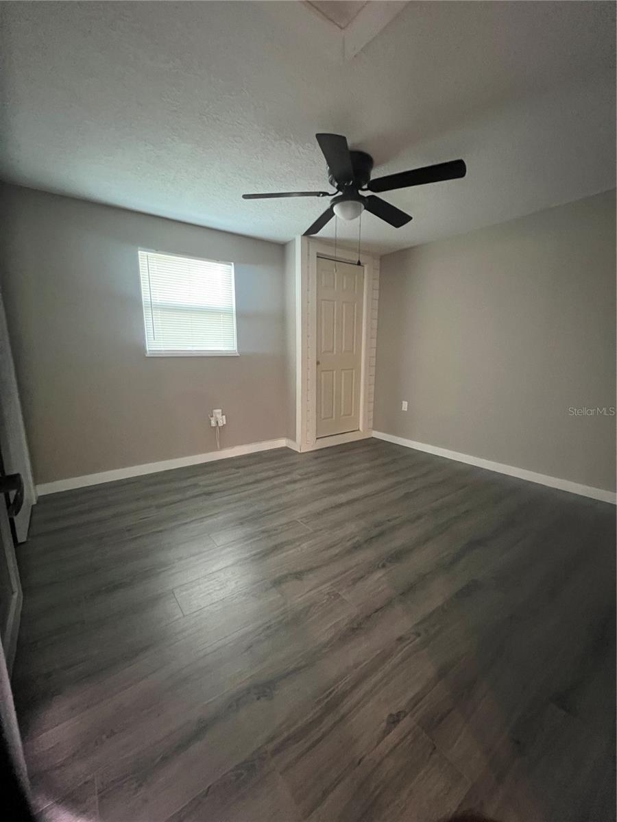 HOLIDAY HILL - Residential