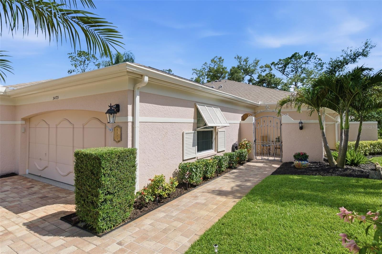5475 CHANTECLAIRE 58