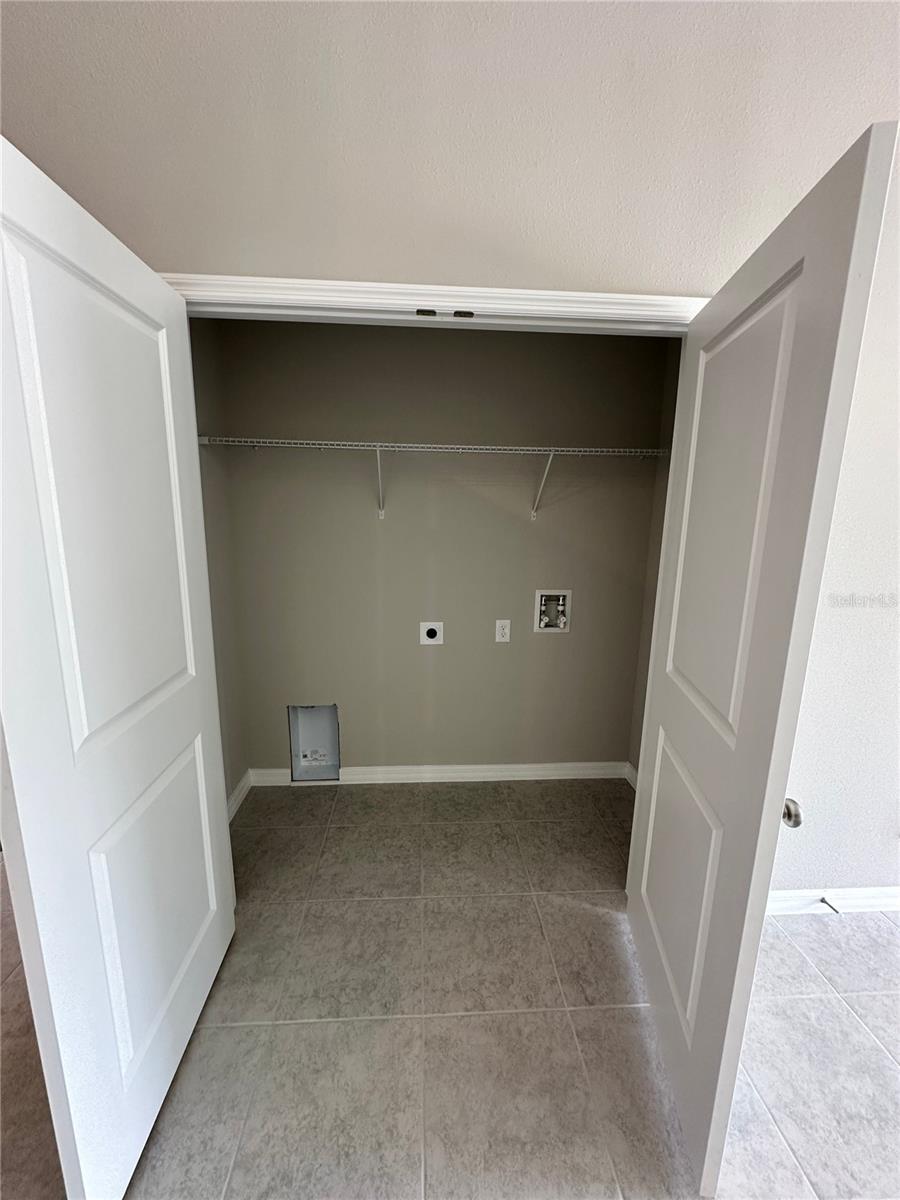 ST CLOUD 2ND TOWN OF - Residential Lease