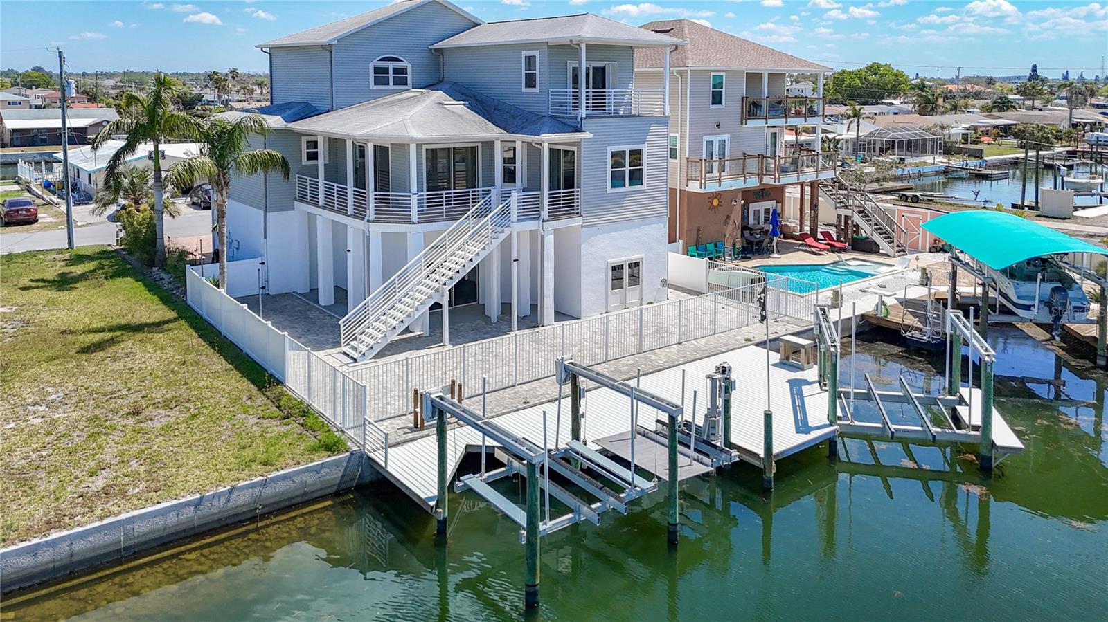 HUDSON BEACH ESTATES - Residential