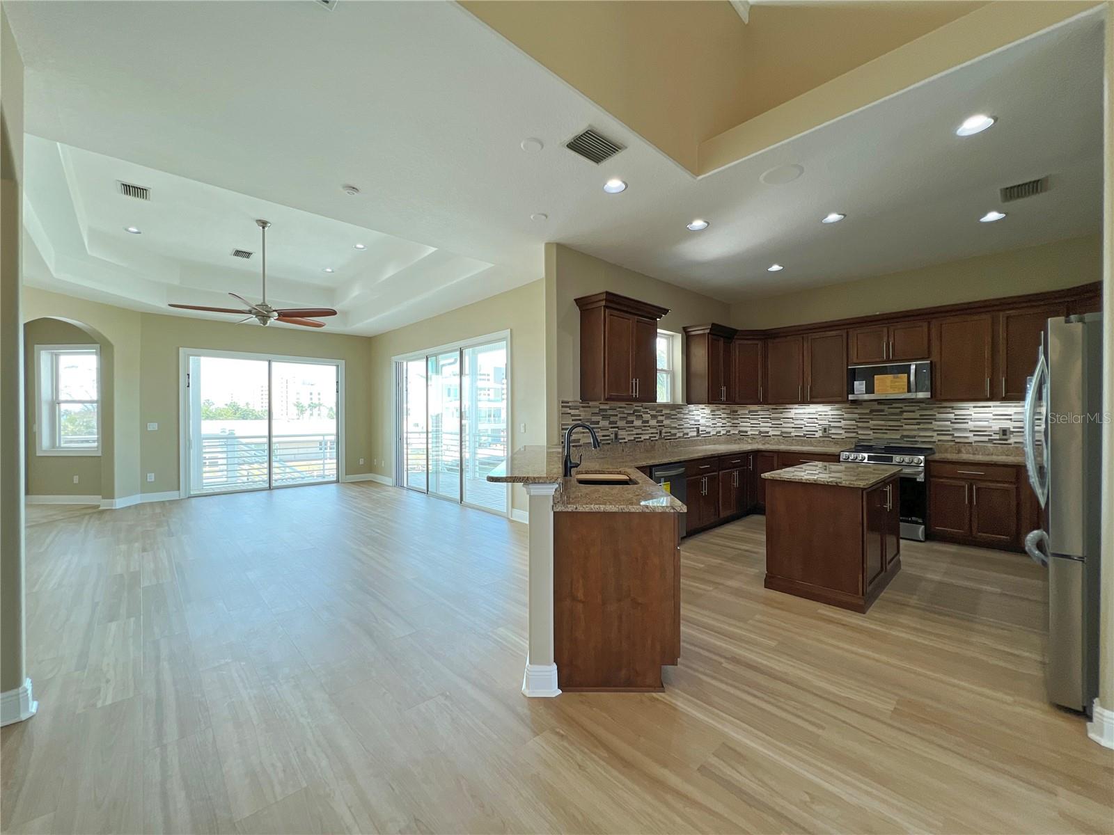 HUDSON BEACH ESTATES - Residential