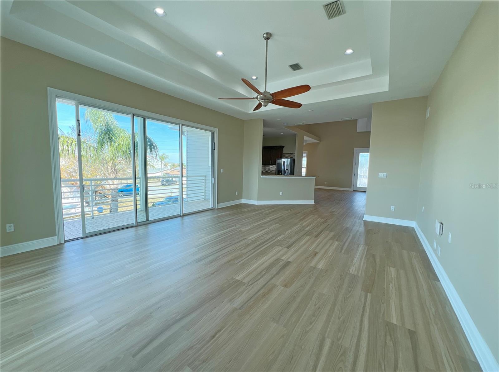 HUDSON BEACH ESTATES - Residential