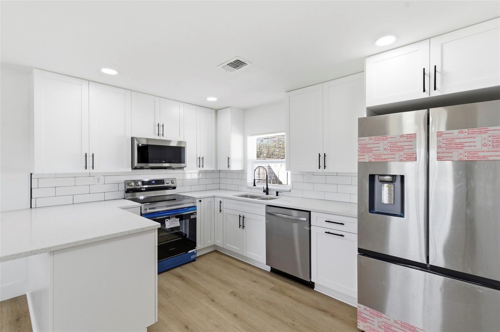 SUN COAST ESTATES - Residential