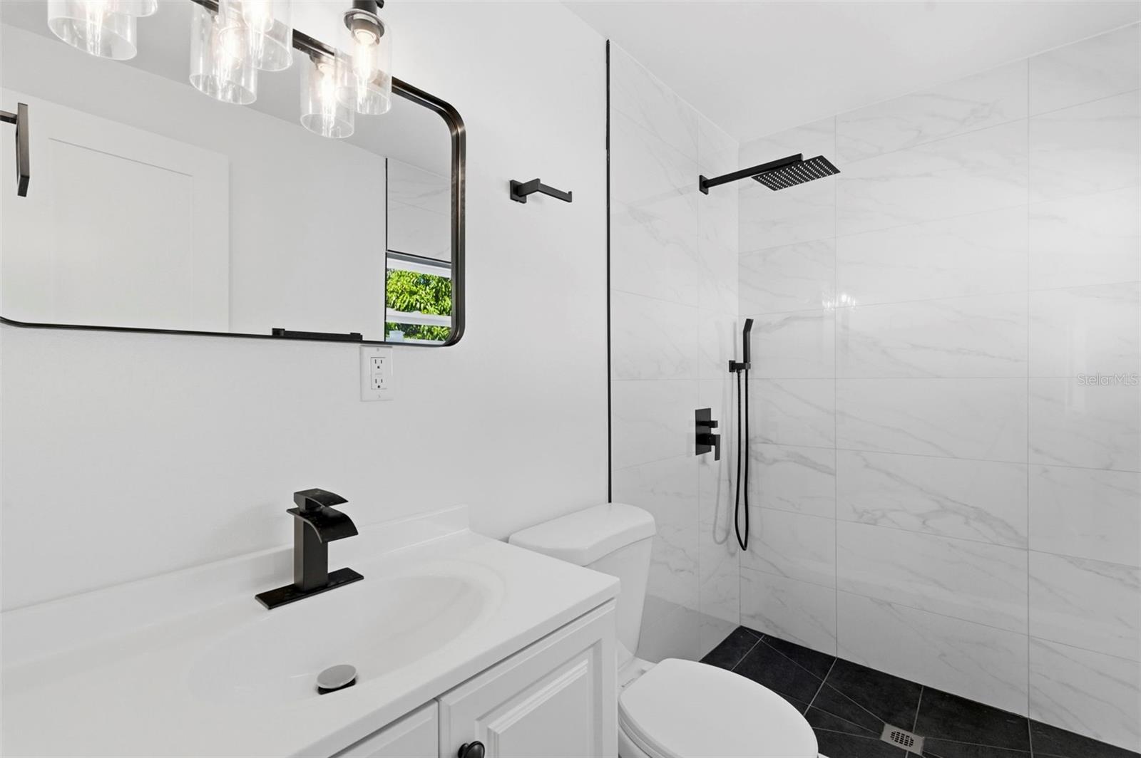 SUN COAST ESTATES - Residential