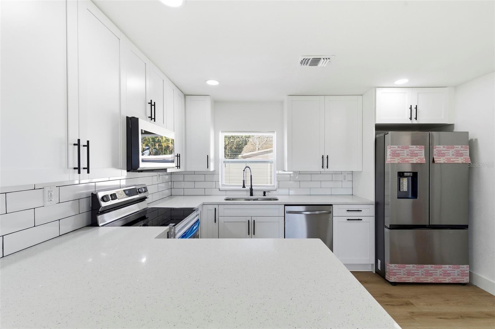 SUN COAST ESTATES - Residential