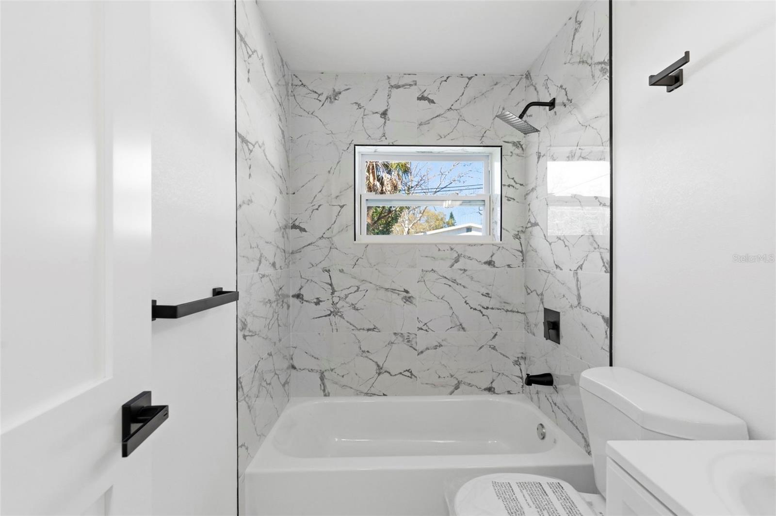 SUN COAST ESTATES - Residential