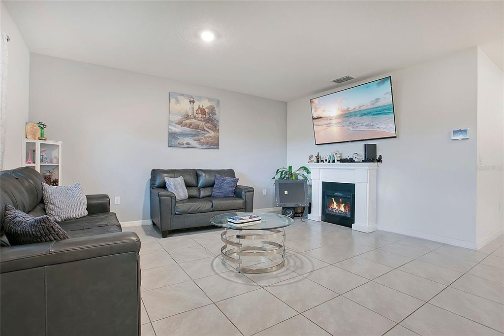 Photo of 3676 Scarlet Oak Drive, Saint Cloud, FL 34772 (MLS # O6404707)