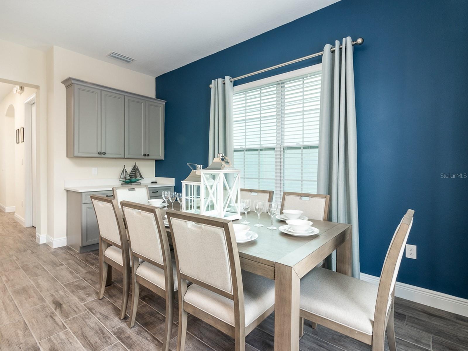 ROLLING OAKS PH 5 - Residential Lease