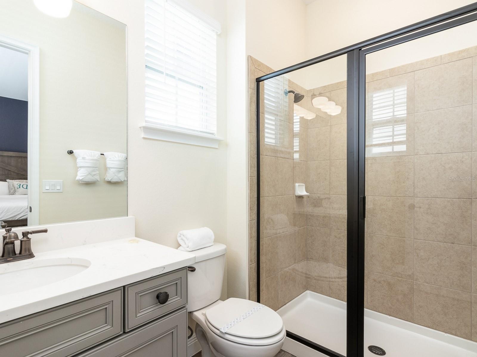 ROLLING OAKS PH 5 - Residential Lease