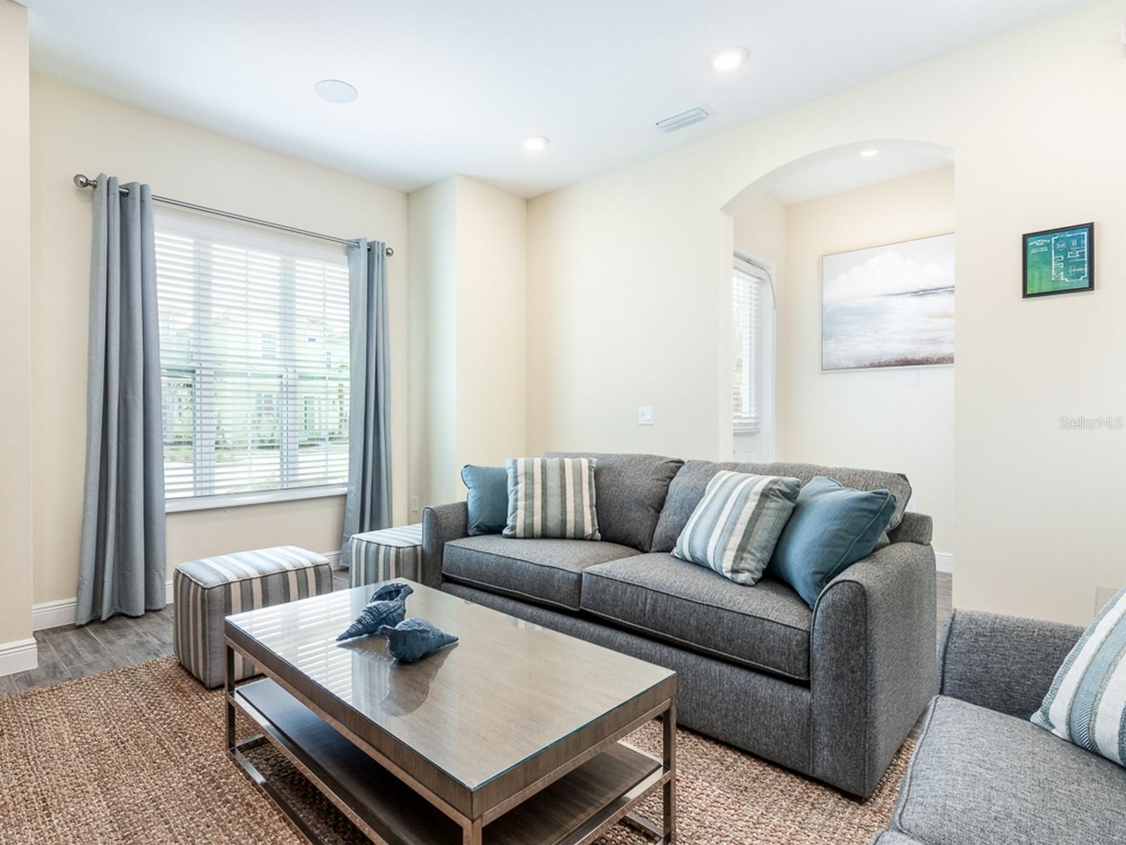 ROLLING OAKS PH 5 - Residential Lease