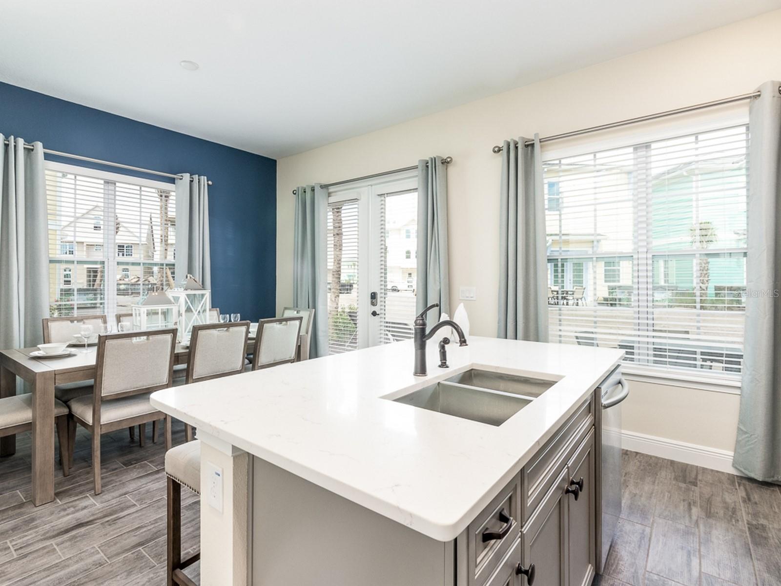 ROLLING OAKS PH 5 - Residential Lease