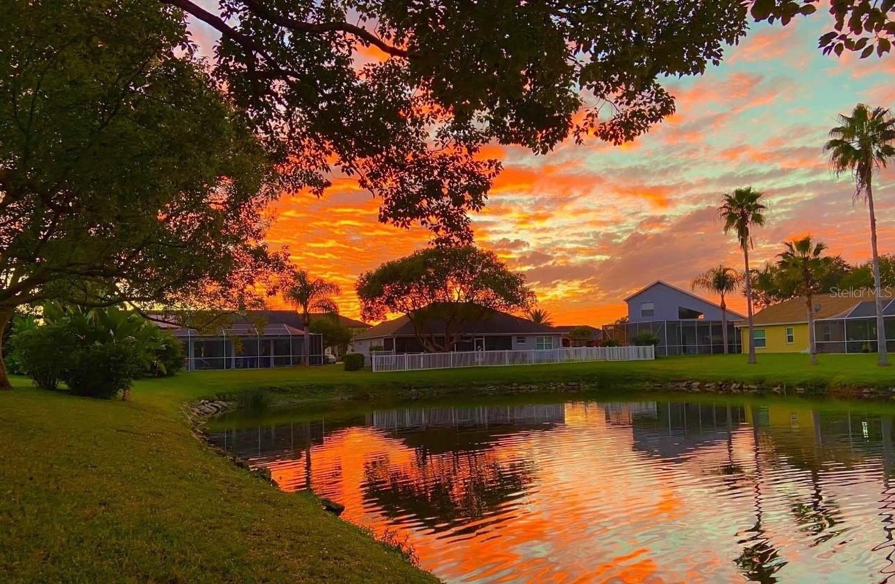 BAYS END - Residential