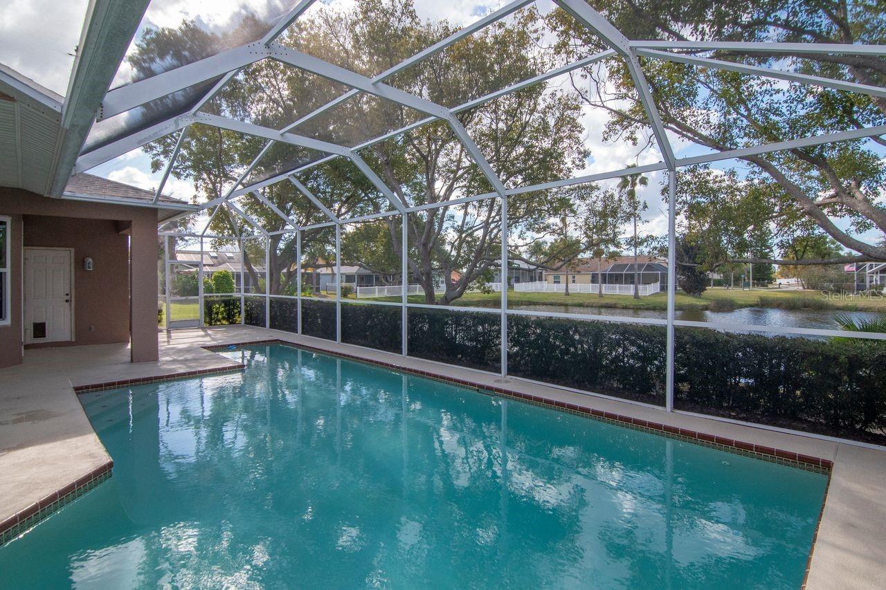 BAYS END - Residential