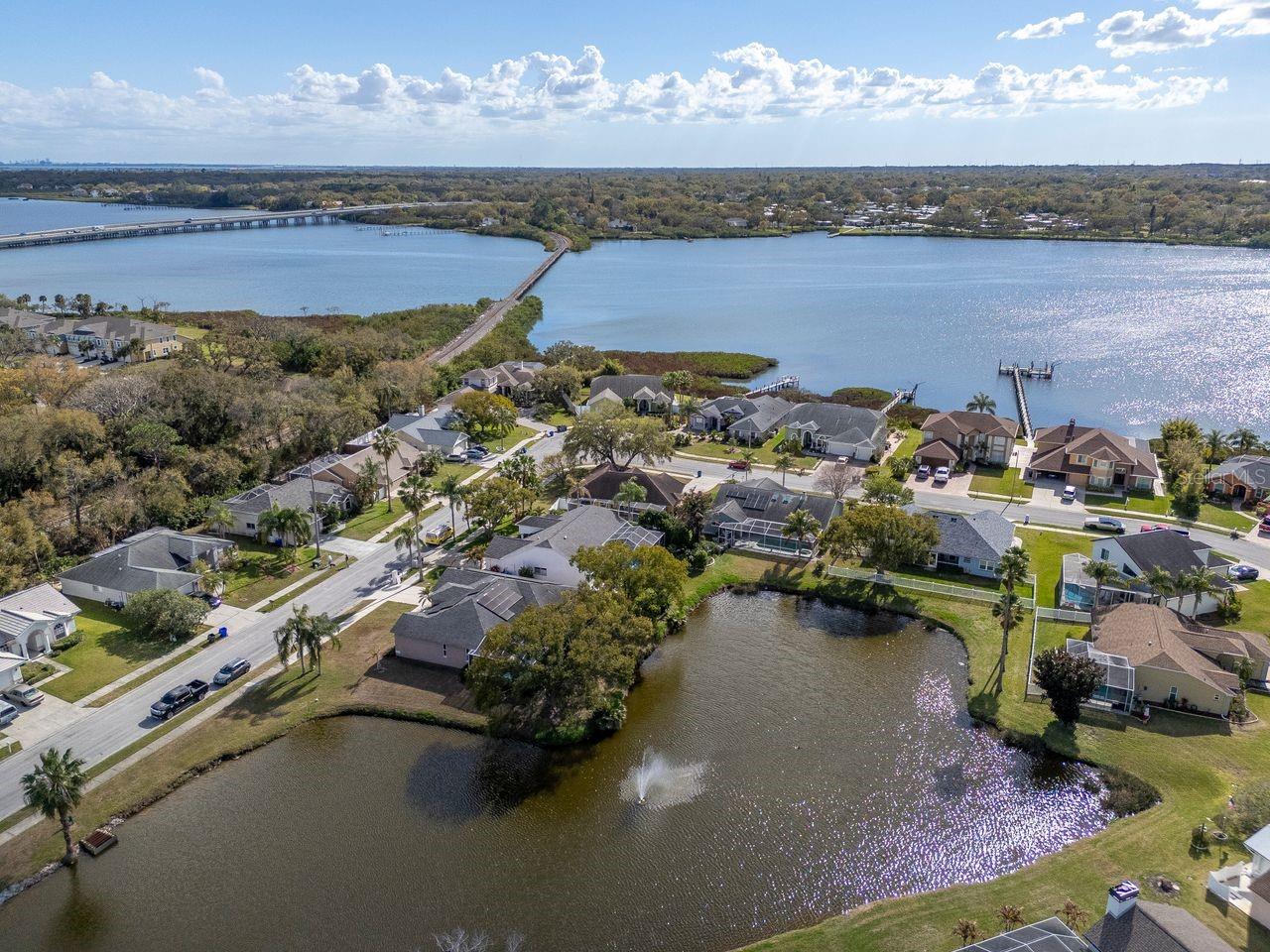 BAYS END - Residential