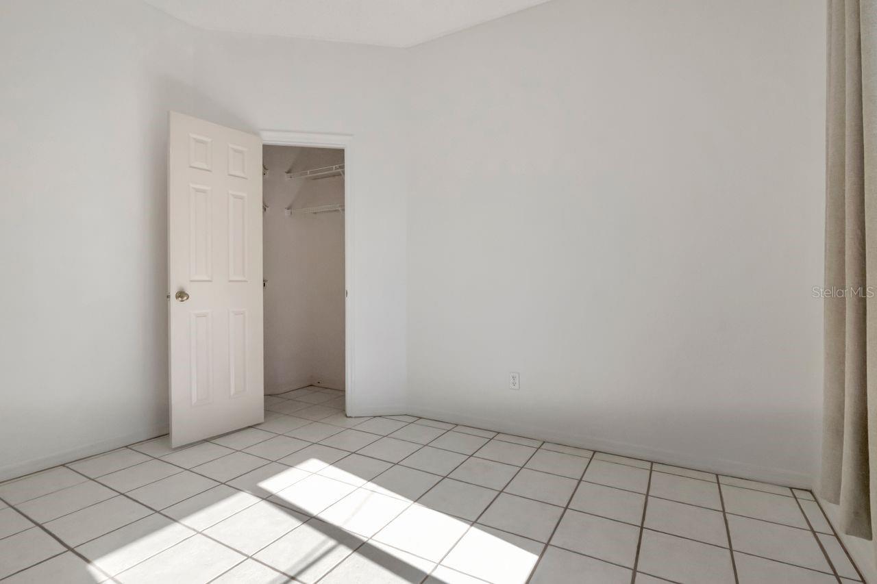 BAYS END - Residential