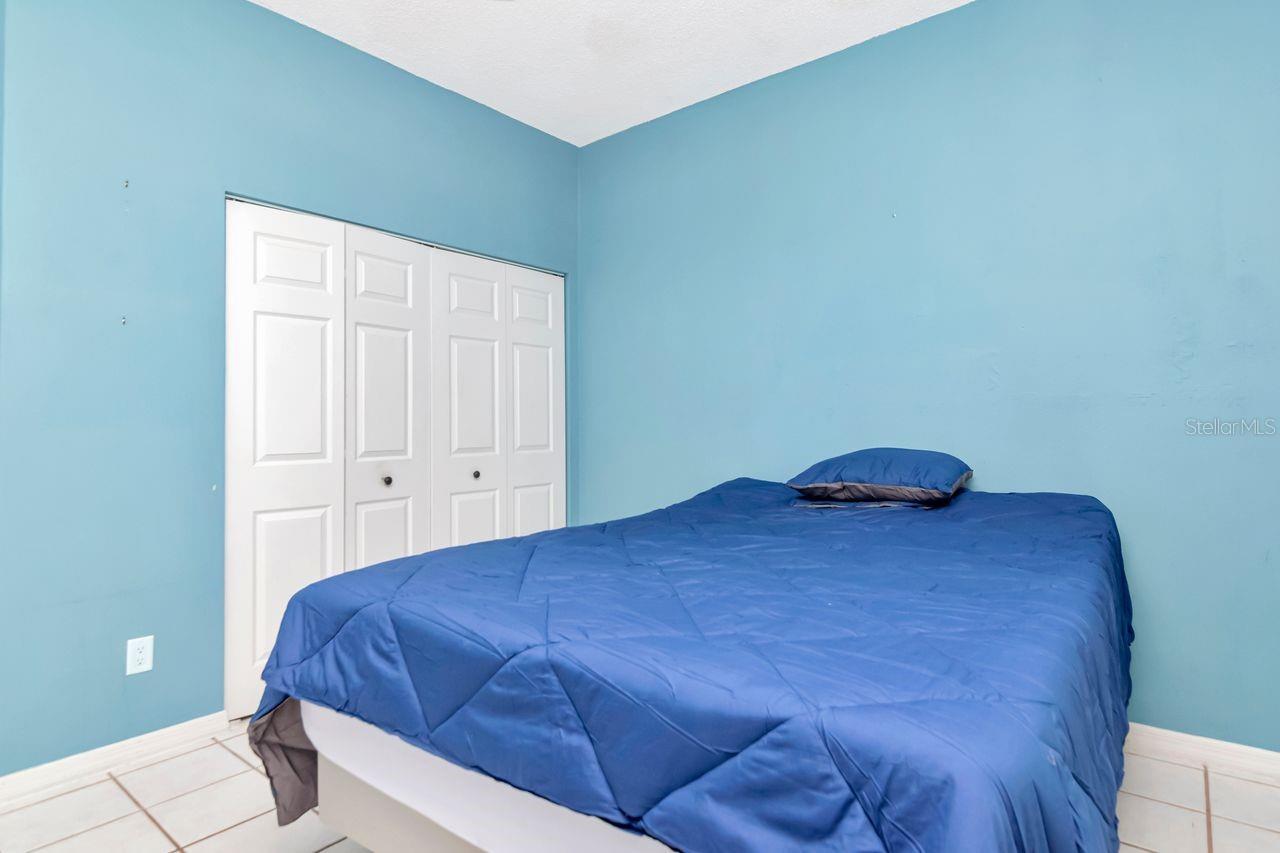 BAYS END - Residential