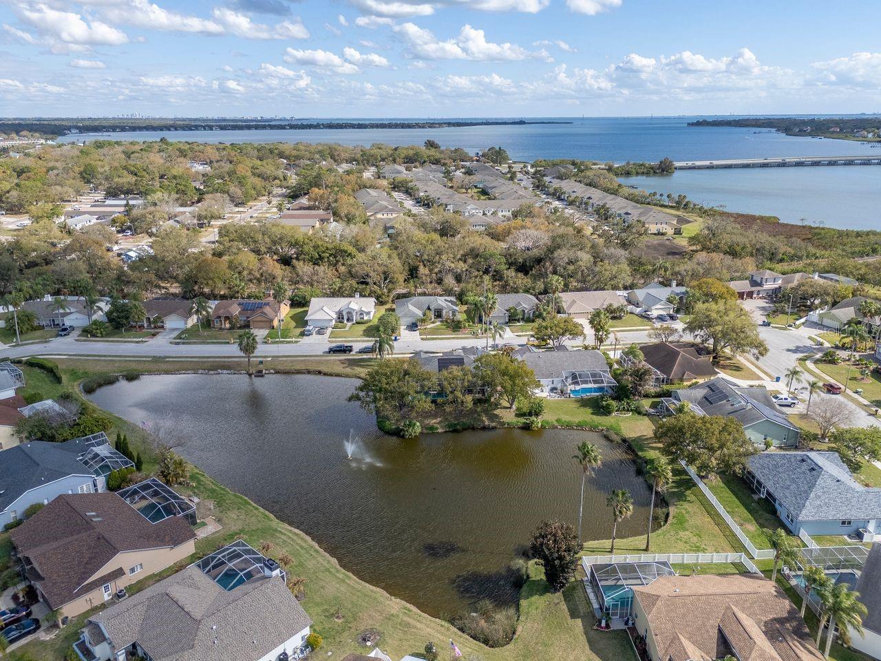 BAYS END - Residential