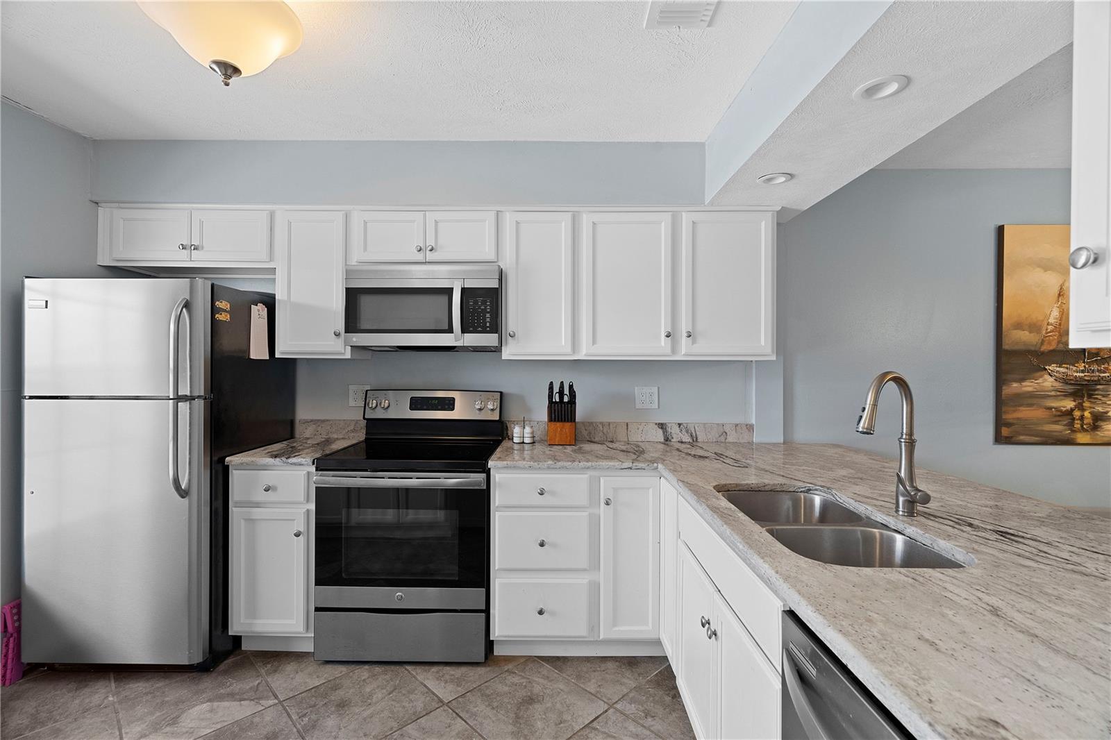 340 CAUSEWAY BOULEVARD 104