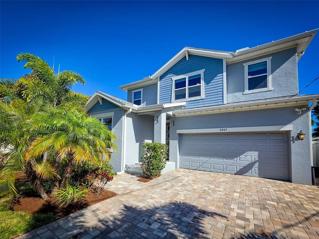 Photo of 2407 W Carmen Street, Tampa, FL 33609 (MLS # TB8483631)