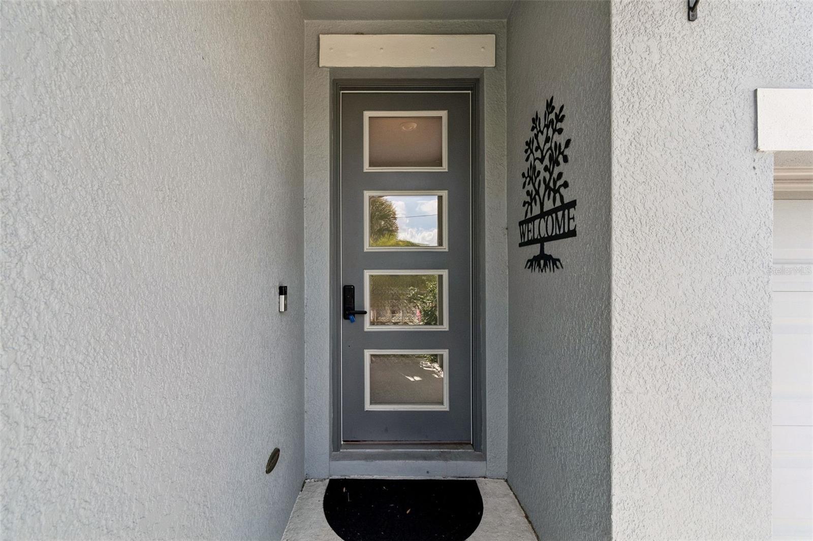 2407 W CARMEN STREET