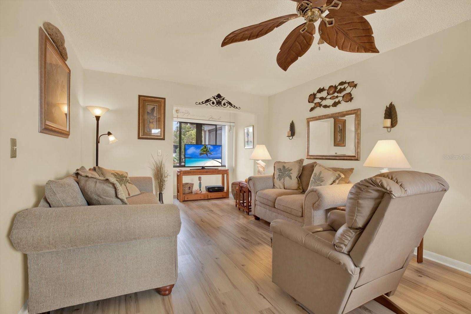 BAY PALMS CONDO - Residential