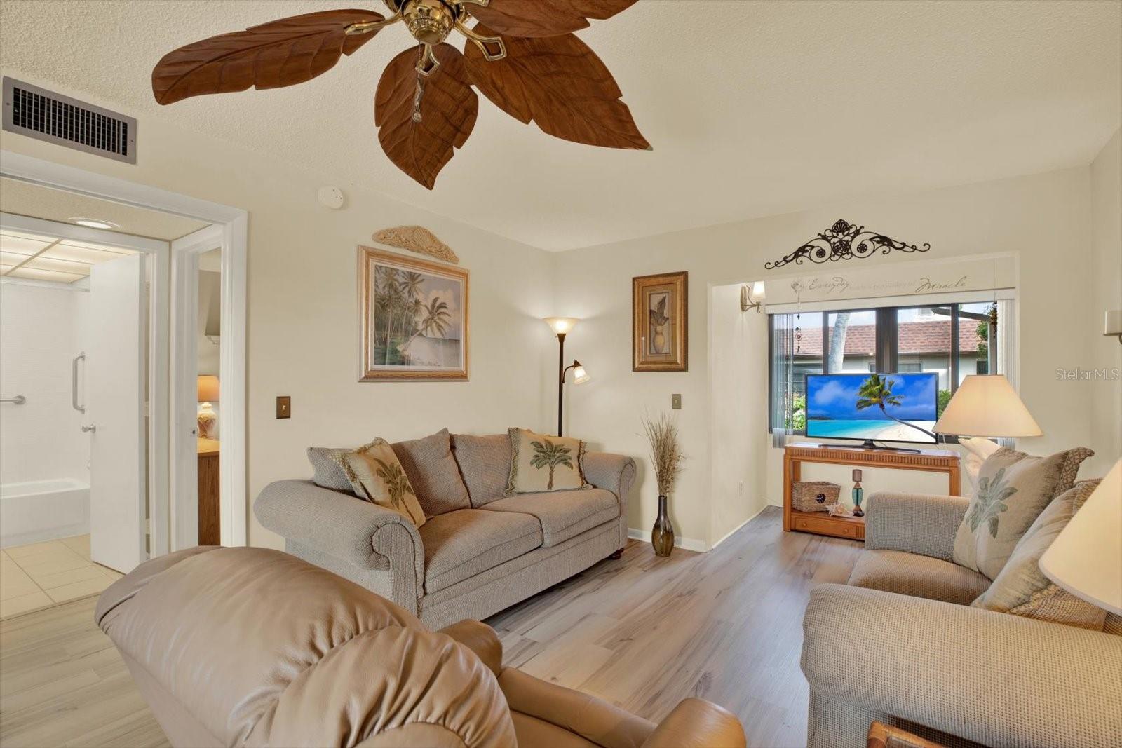 BAY PALMS CONDO - Residential