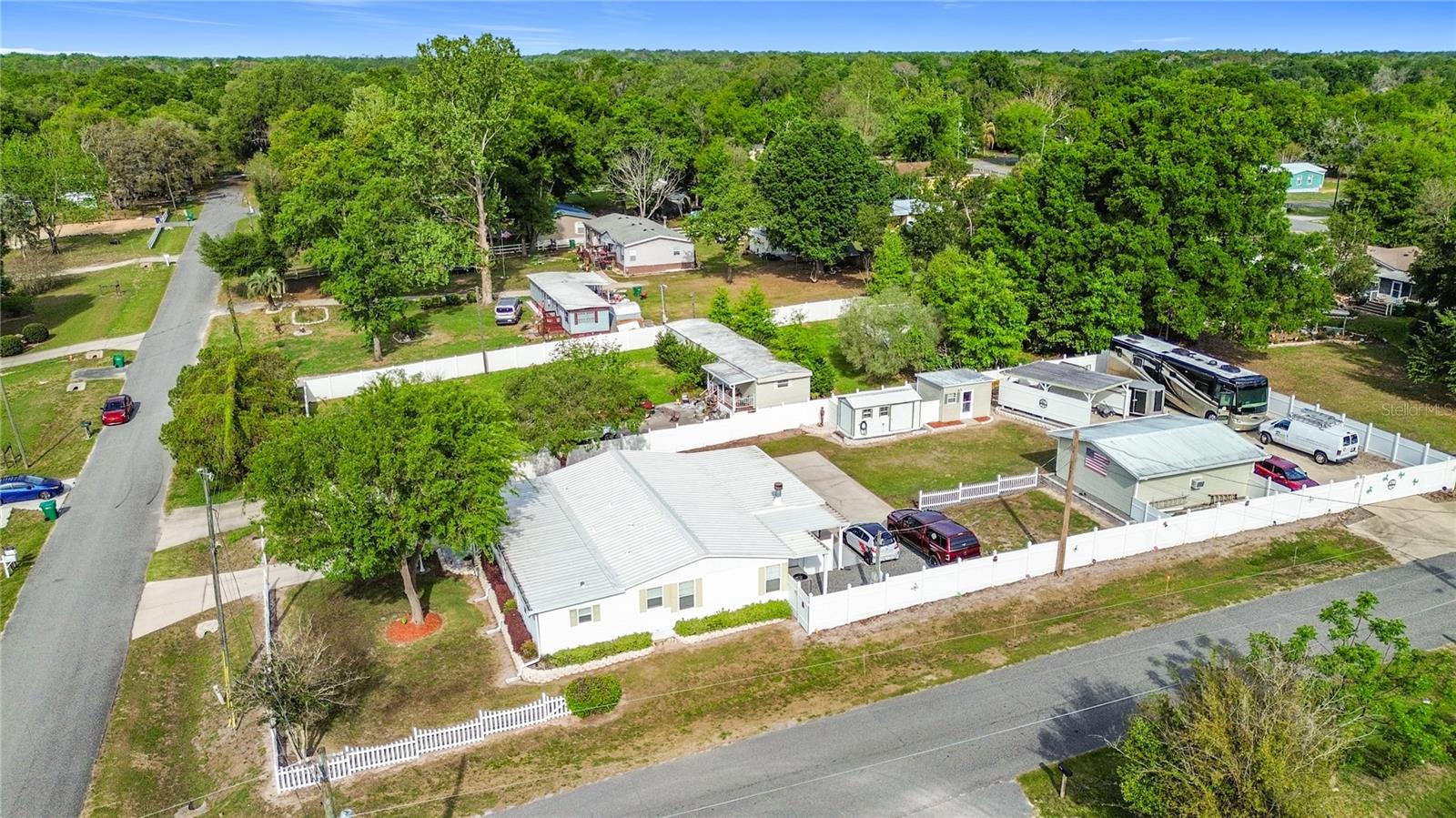 LADY LAKE SKYLINE HILLS UNIT 01 - Residential