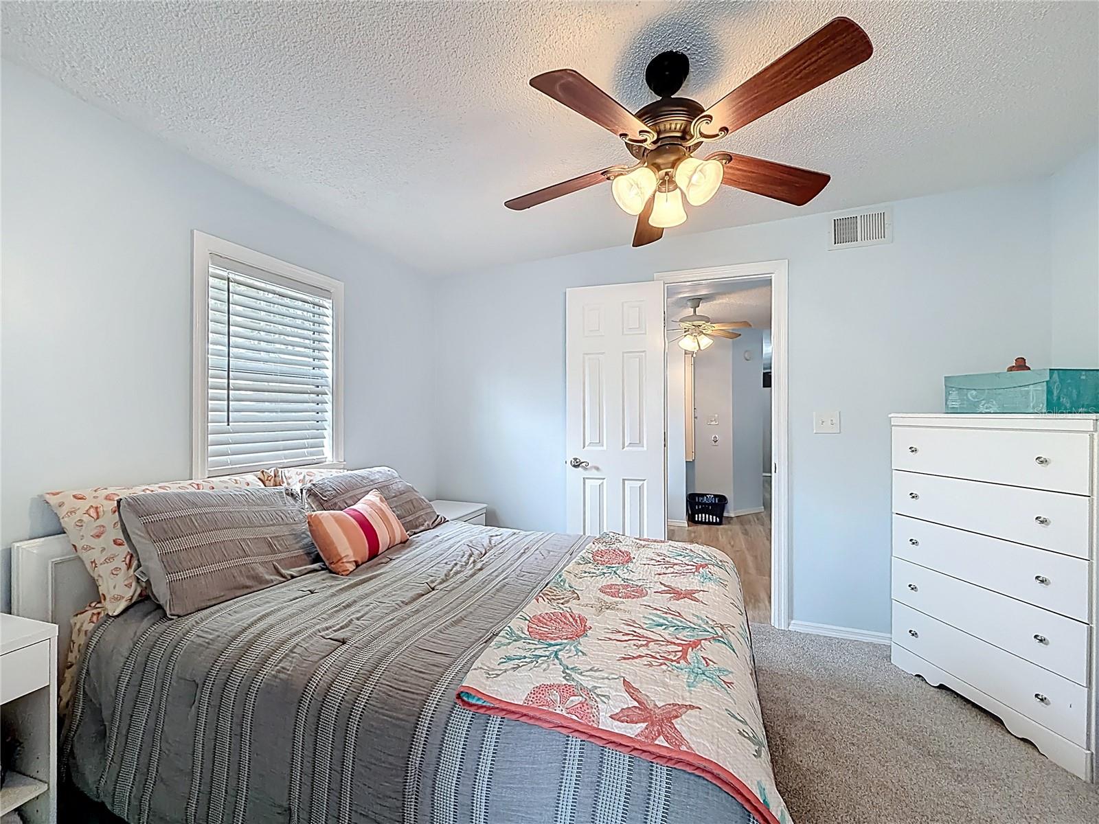 LADY LAKE SKYLINE HILLS UNIT 01 - Residential