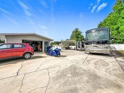 LADY LAKE SKYLINE HILLS UNIT 01 - Residential