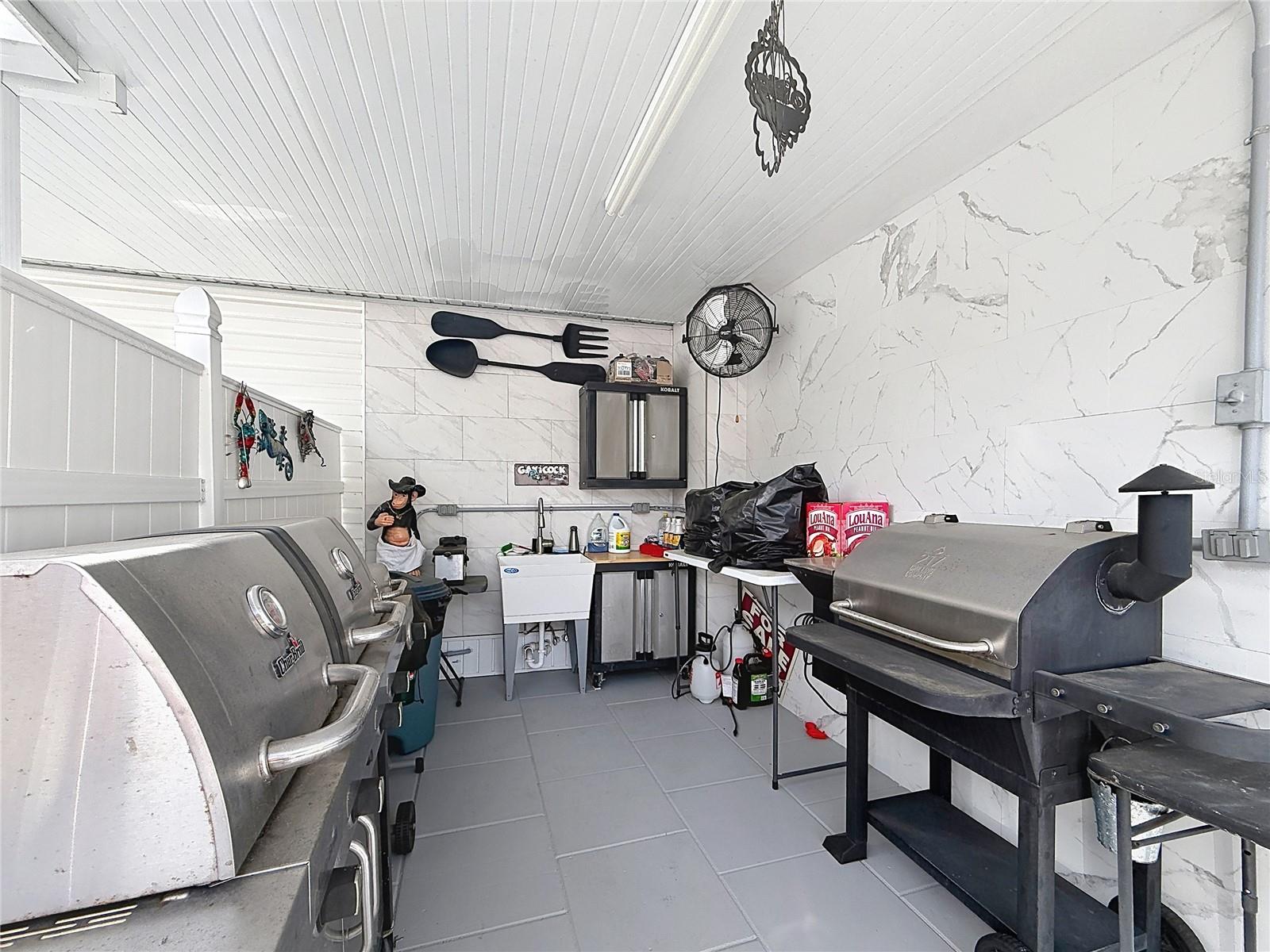 LADY LAKE SKYLINE HILLS UNIT 01 - Residential