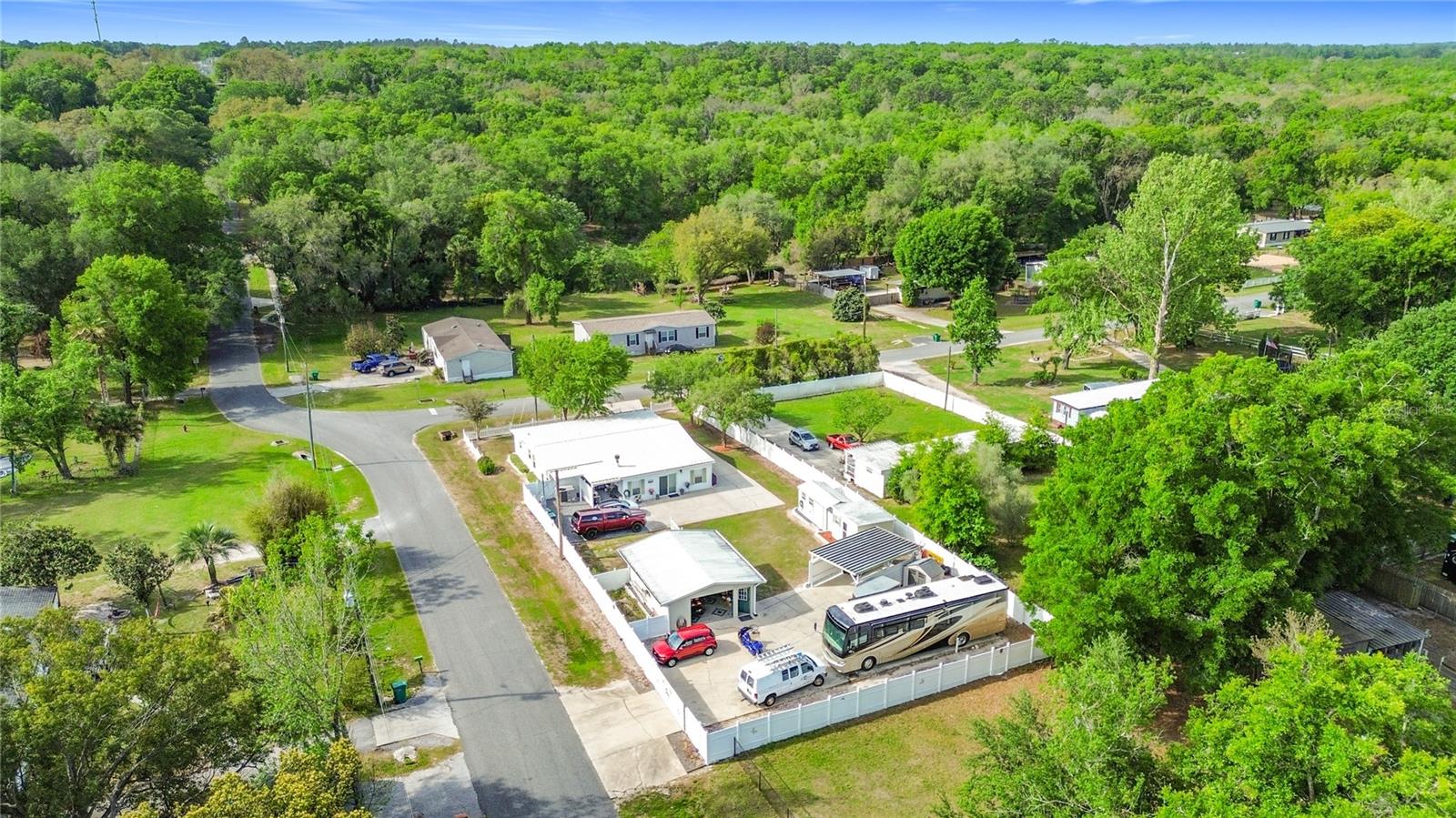 LADY LAKE SKYLINE HILLS UNIT 01 - Residential