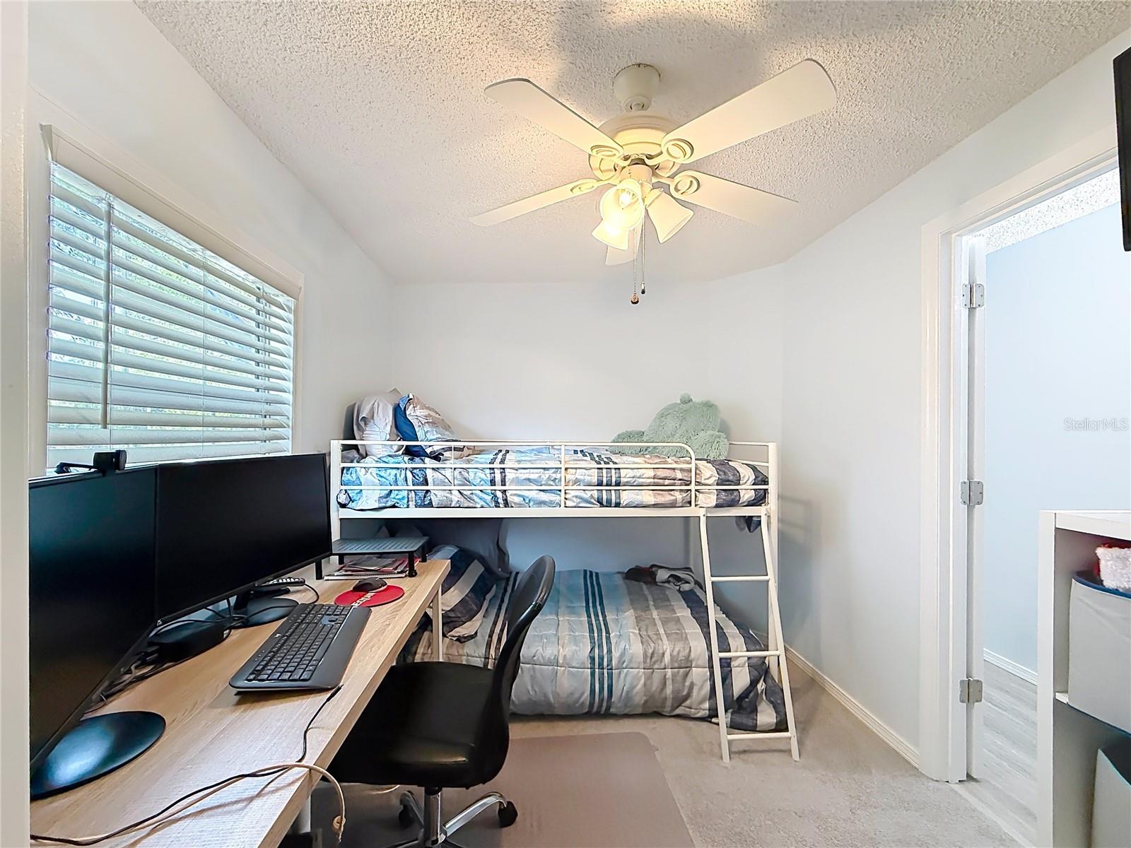 LADY LAKE SKYLINE HILLS UNIT 01 - Residential