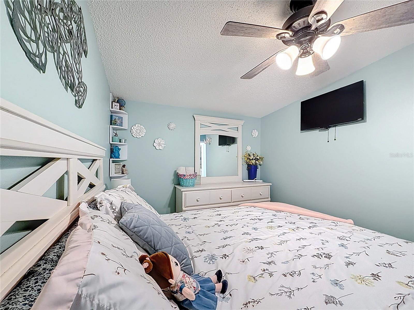 LADY LAKE SKYLINE HILLS UNIT 01 - Residential