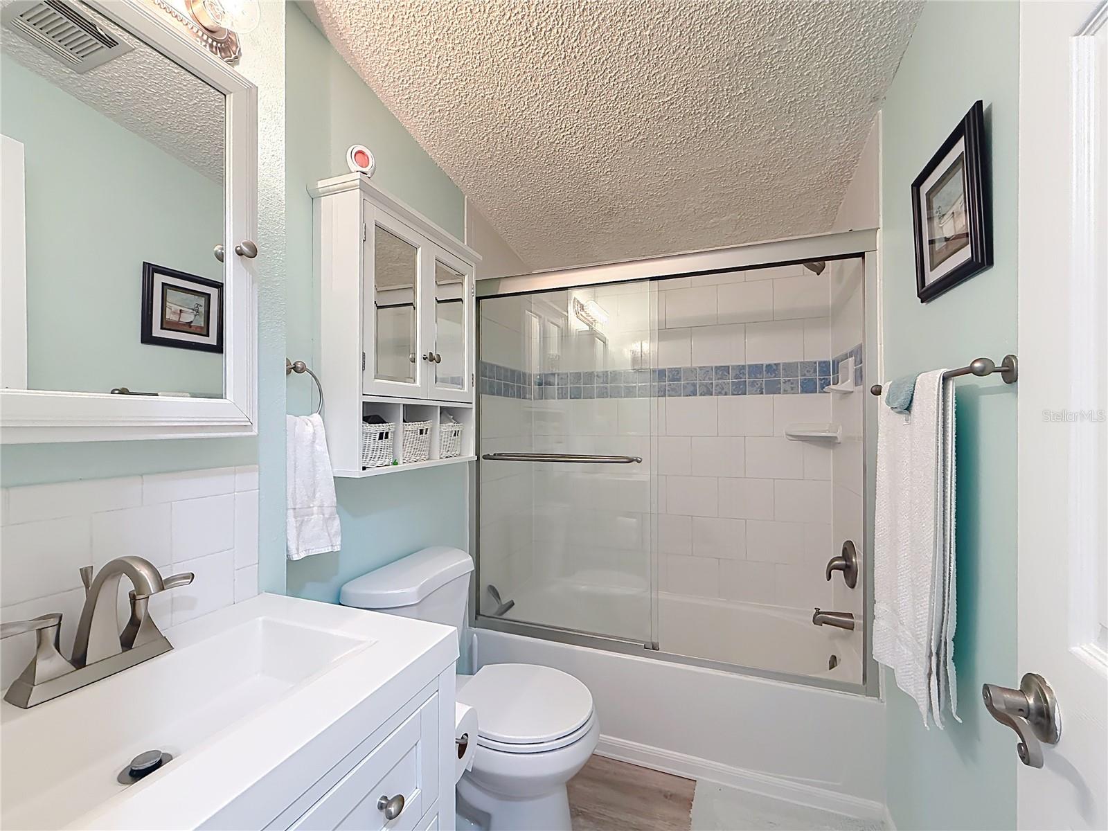 LADY LAKE SKYLINE HILLS UNIT 01 - Residential