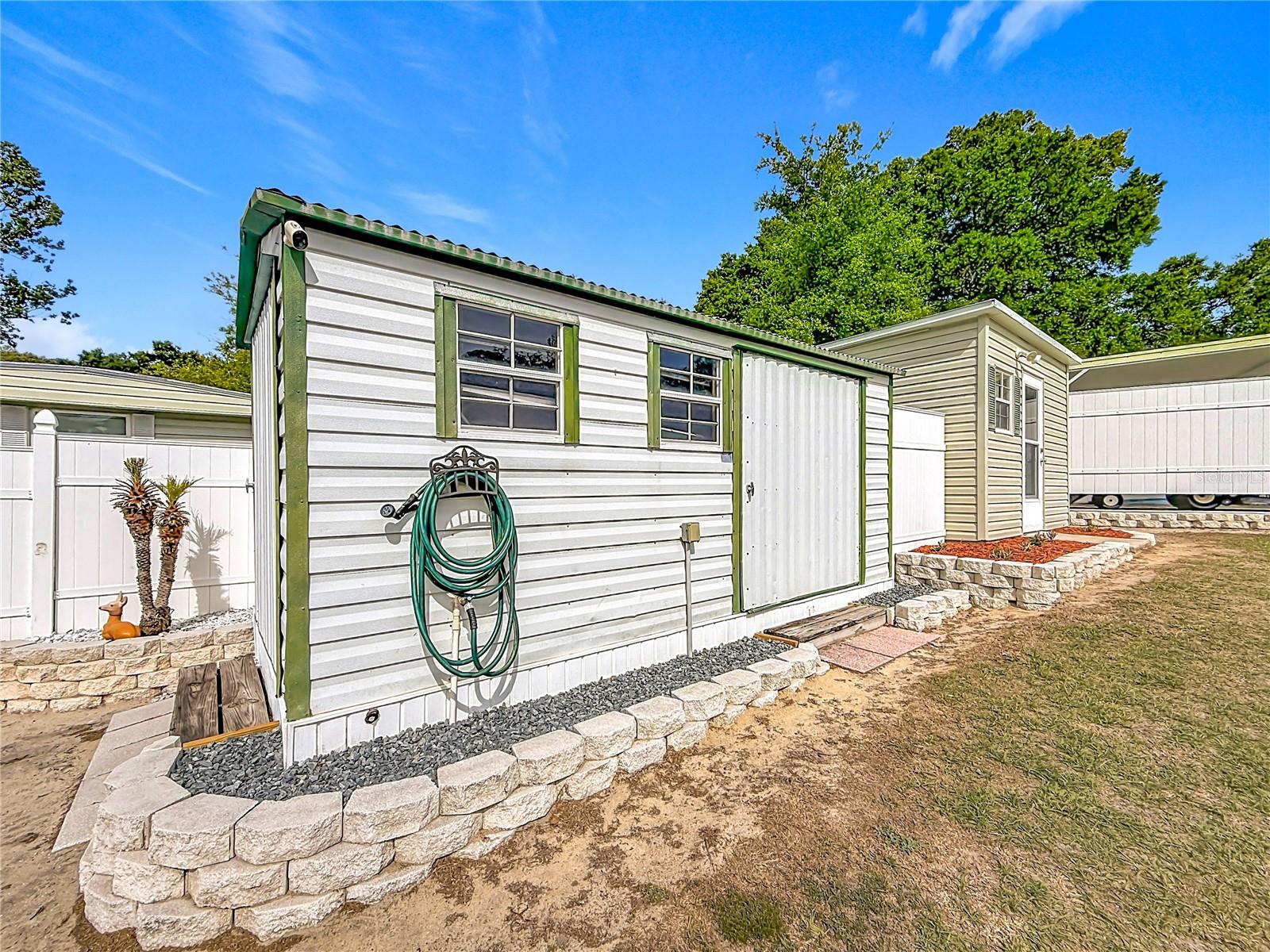 LADY LAKE SKYLINE HILLS UNIT 01 - Residential