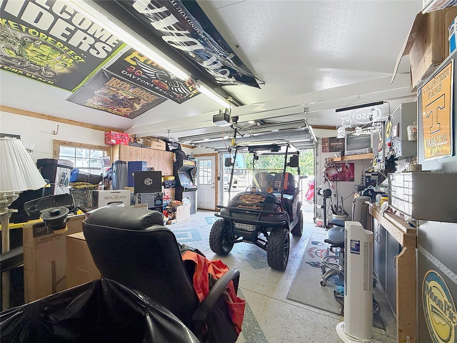 LADY LAKE SKYLINE HILLS UNIT 01 - Residential